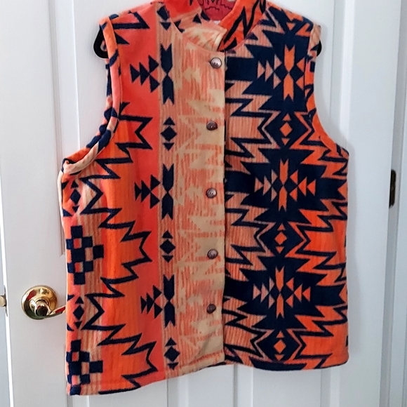 Rebecca Malone Jackets & Blazers - NWT Rebecca Malone Fleece Vest